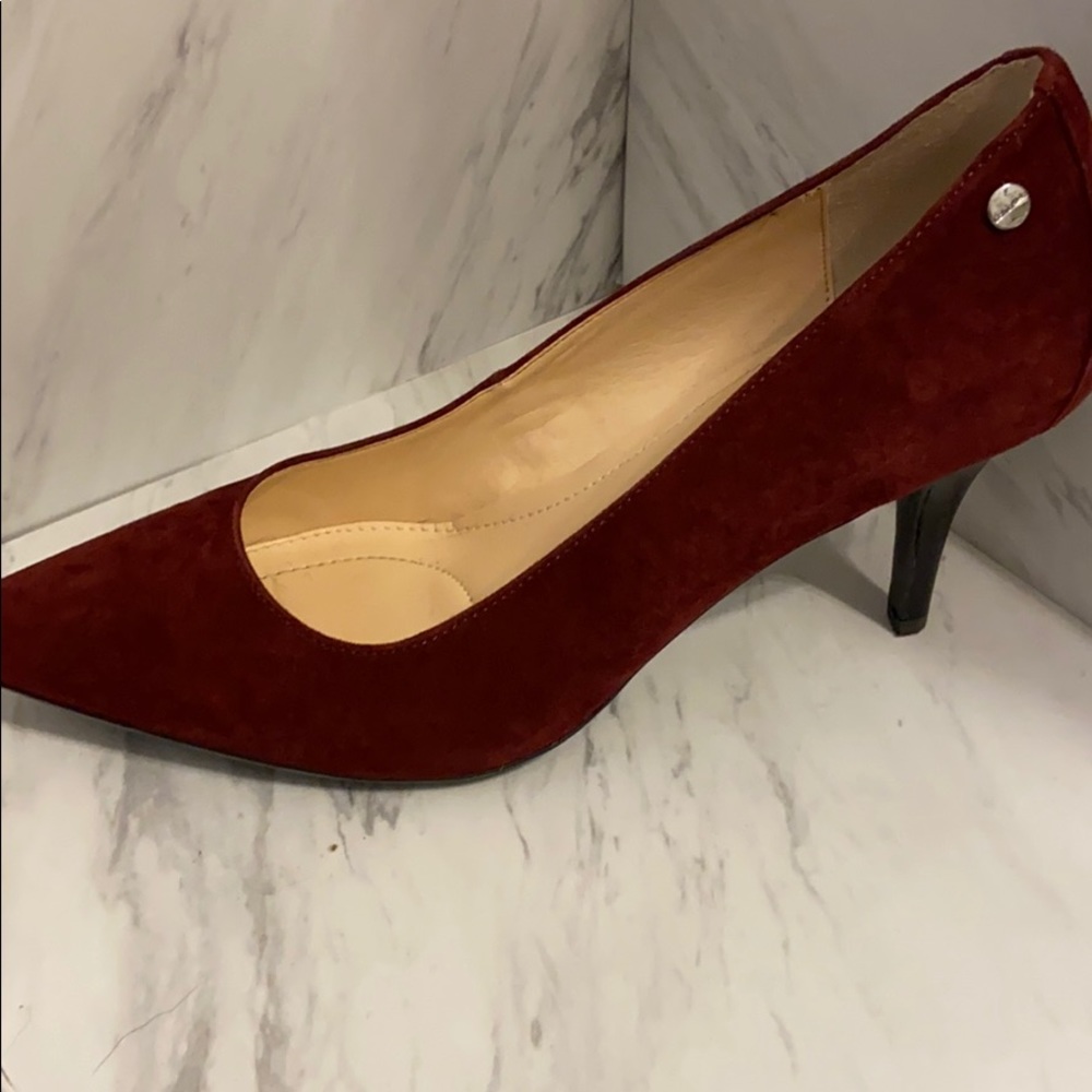 suede calvin klein small heel